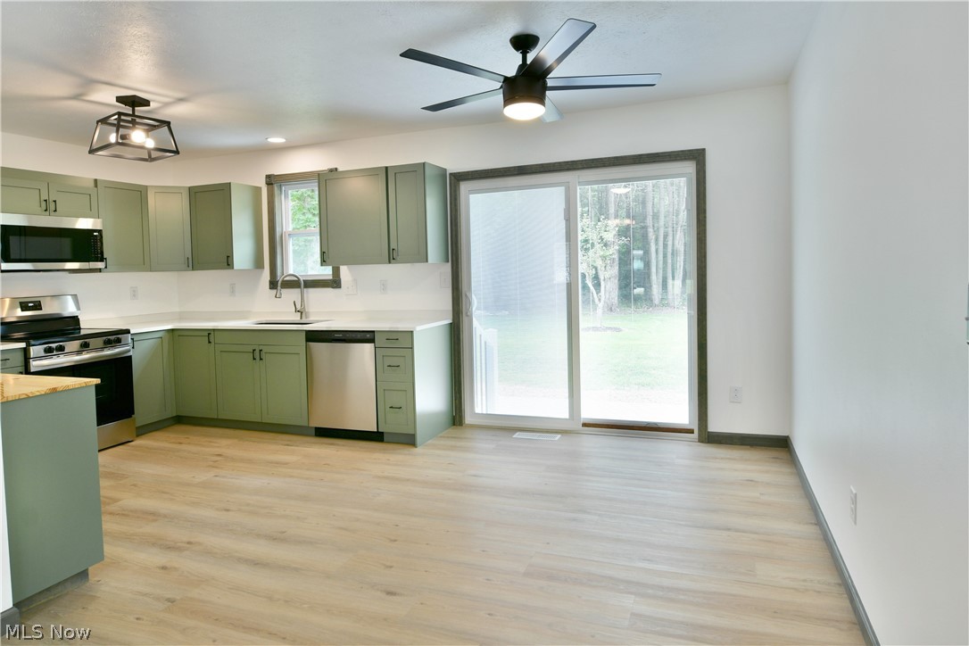 4903 Maple Street Vienna OH 44473