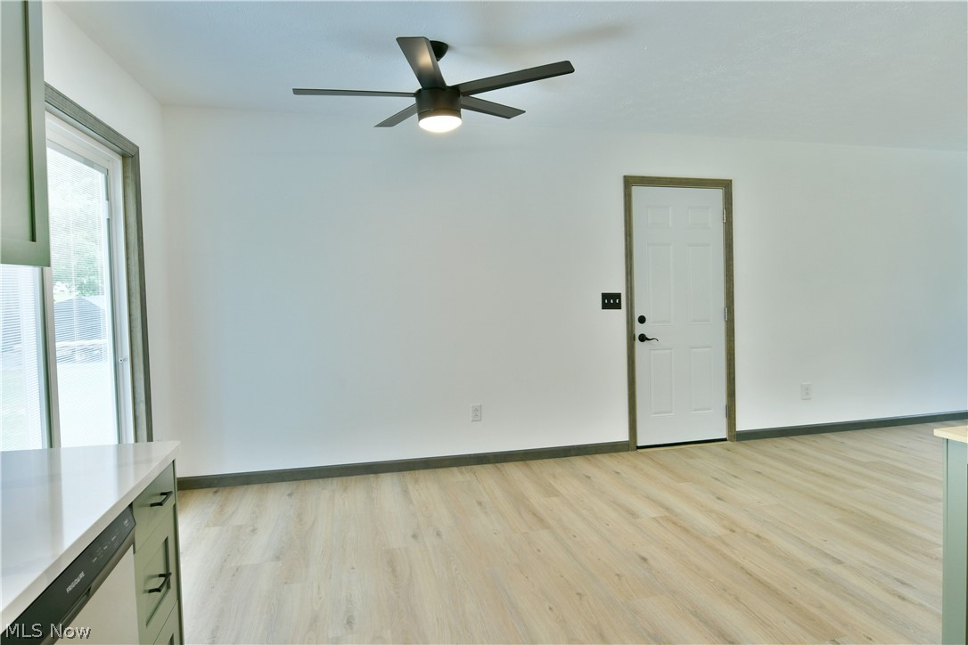 4903 Maple Street Vienna OH 44473