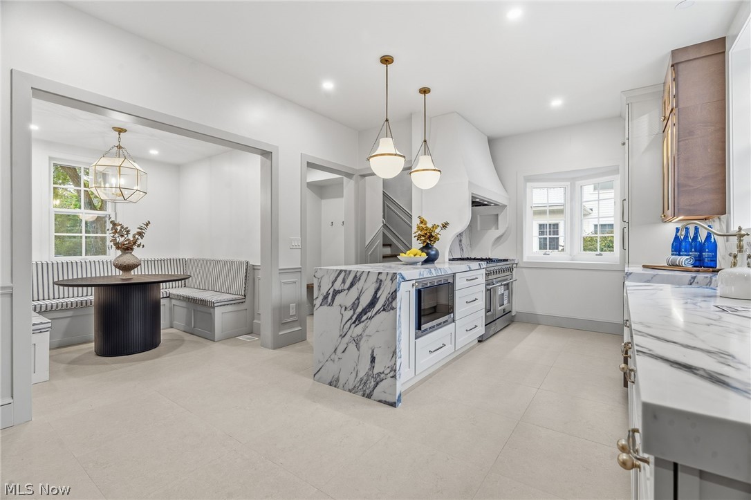 2945 Fontenay Road Shaker Heights OH 44120