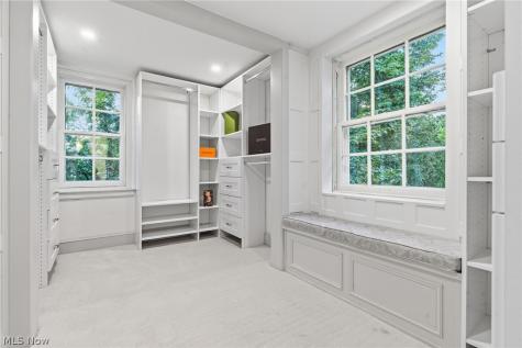2945 Fontenay Road Shaker Heights OH 44120