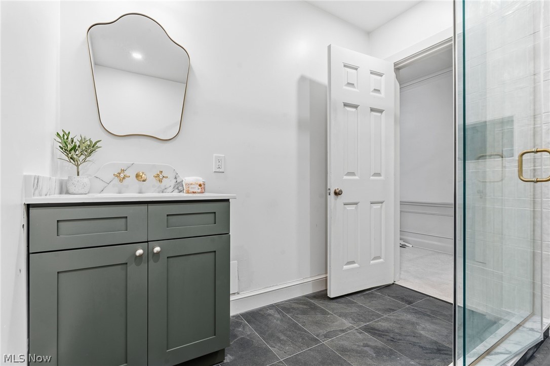 2945 Fontenay Road Shaker Heights OH 44120