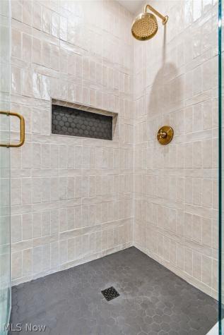 2945 Fontenay Road Shaker Heights OH 44120