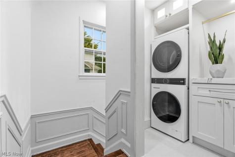 2945 Fontenay Road Shaker Heights OH 44120