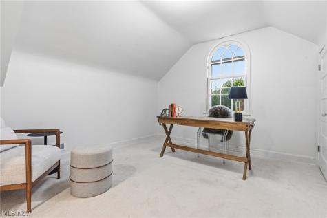 2945 Fontenay Road Shaker Heights OH 44120
