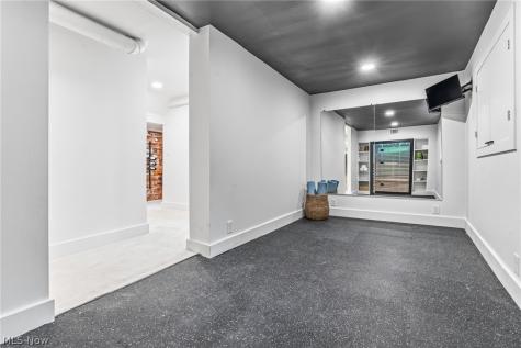 2945 Fontenay Road Shaker Heights OH 44120