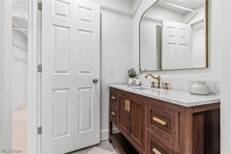 2945 Fontenay Road Shaker Heights OH 44120