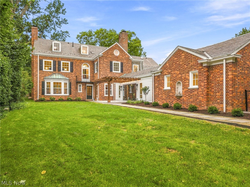 2945 Fontenay Road Shaker Heights OH 44120