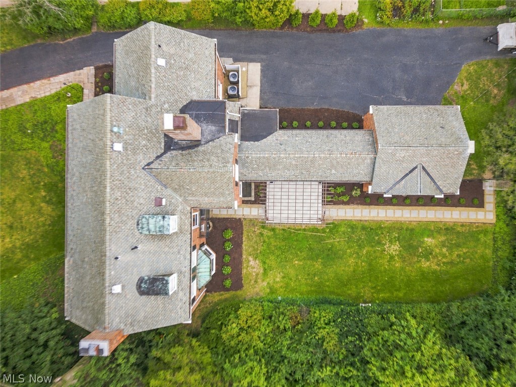 2945 Fontenay Road Shaker Heights OH 44120