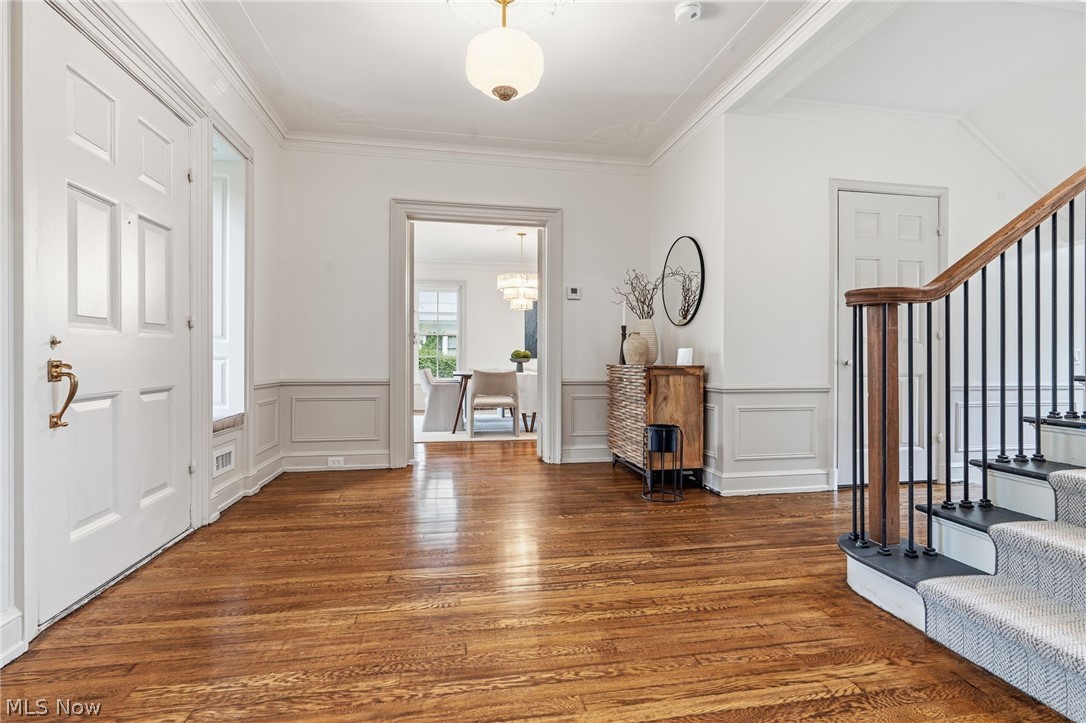 2945 Fontenay Road Shaker Heights OH 44120