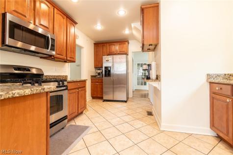 3312 Aberdeen Road Shaker Heights OH 44120