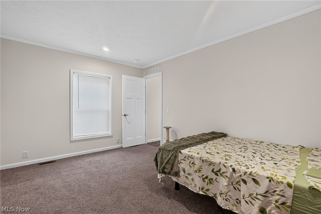 143 Cromwell Drive Geneva OH 44041