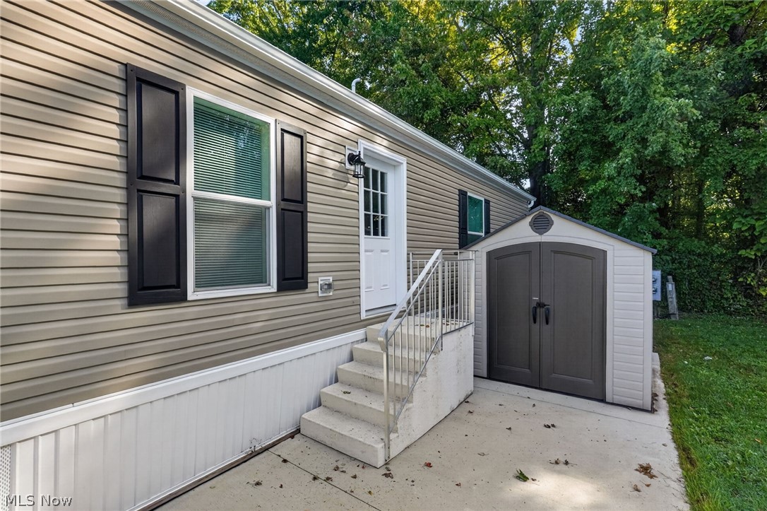 143 Cromwell Drive Geneva OH 44041