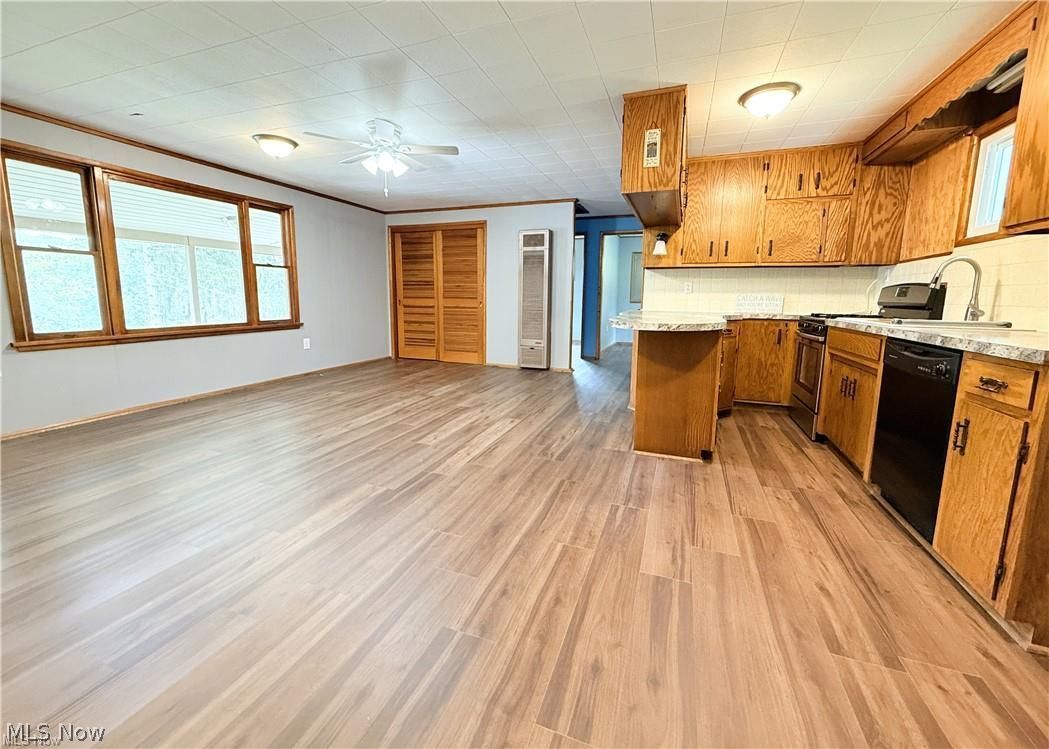 1497 Lake Front Drive Salem OH 44460