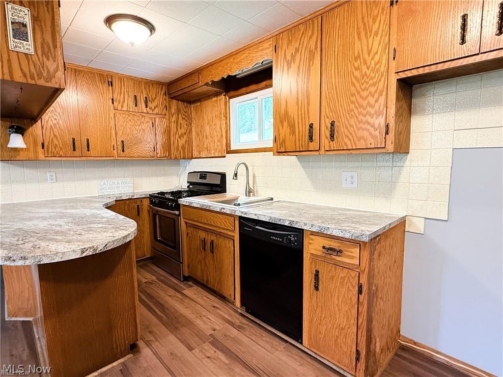 1497 Lake Front Drive Salem OH 44460