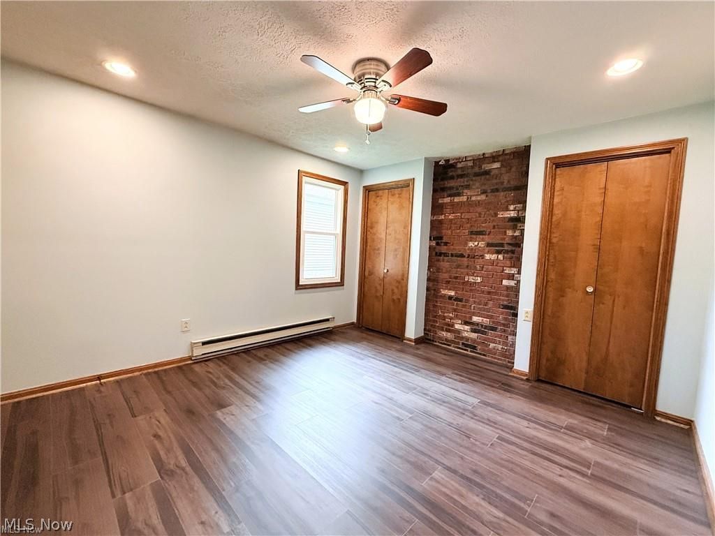 1497 Lake Front Drive Salem OH 44460