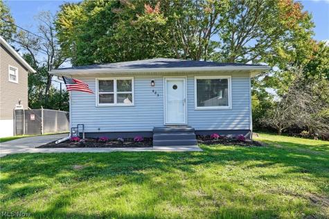 483 17th Street NW Barberton OH 44203