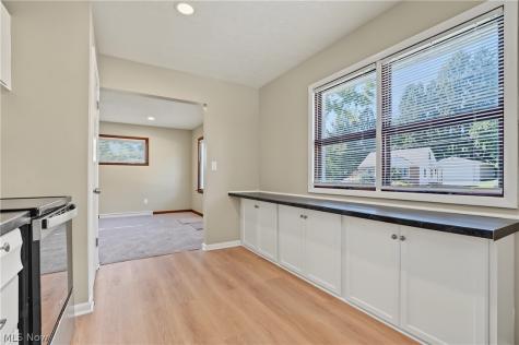 483 17th Street NW Barberton OH 44203