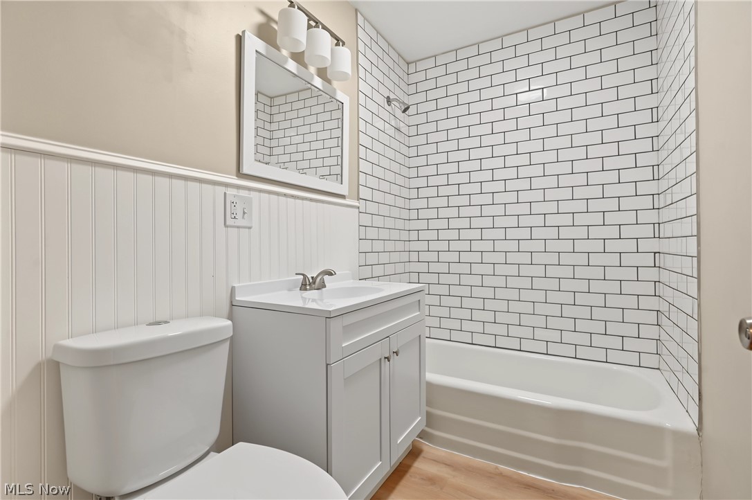 483 17th Street NW Barberton OH 44203