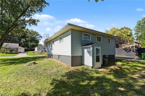 483 17th Street NW Barberton OH 44203