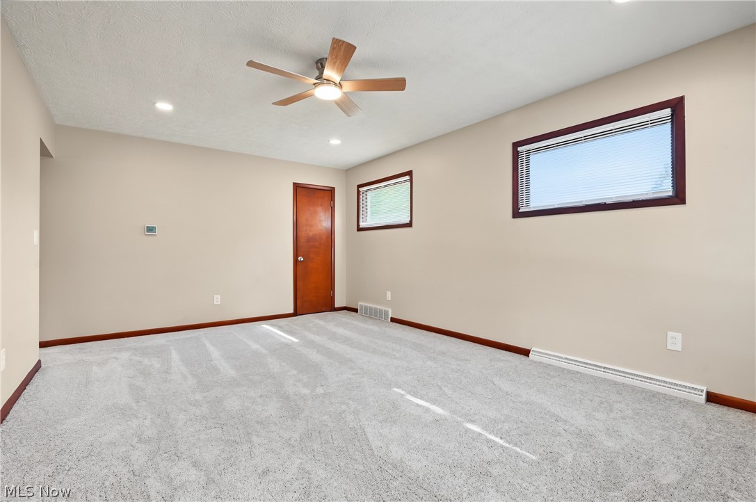 483 17th Street NW Barberton OH 44203