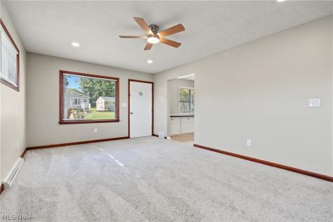 483 17th Street NW Barberton OH 44203