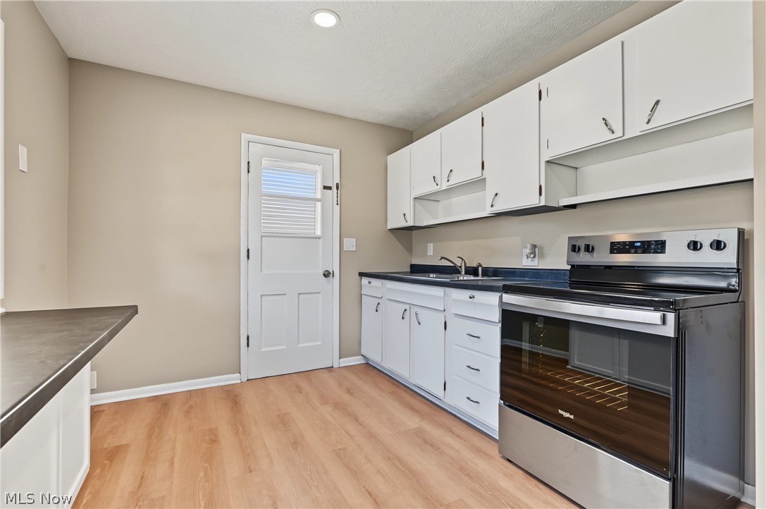 483 17th Street NW Barberton OH 44203