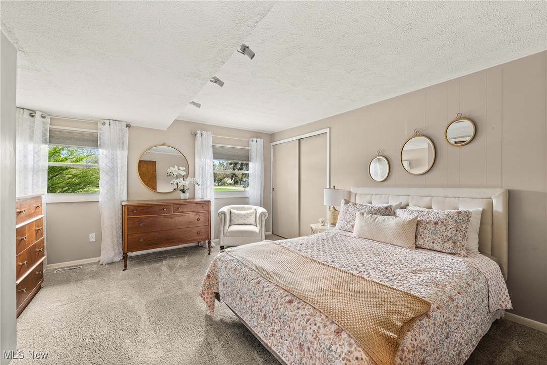 3963 Royalton Road North Royalton OH 44133