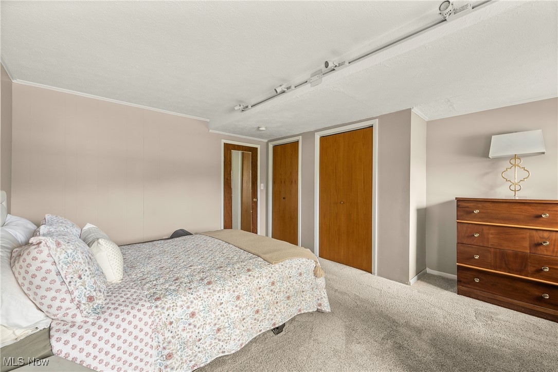 3963 Royalton Road North Royalton OH 44133