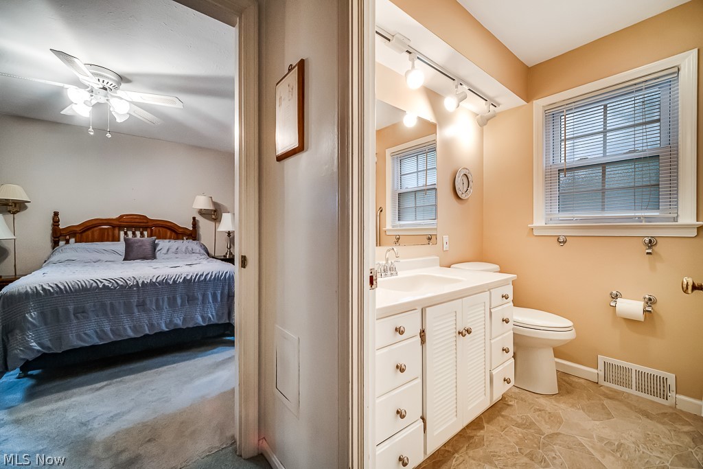 2695 Gibson Drive Rocky River OH 44116