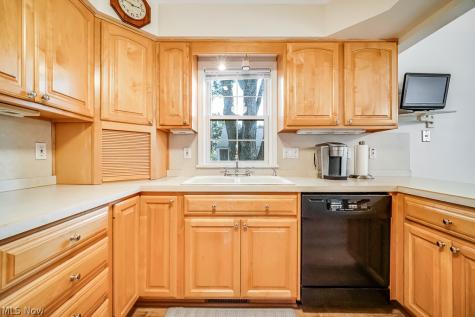 2695 Gibson Drive Rocky River OH 44116