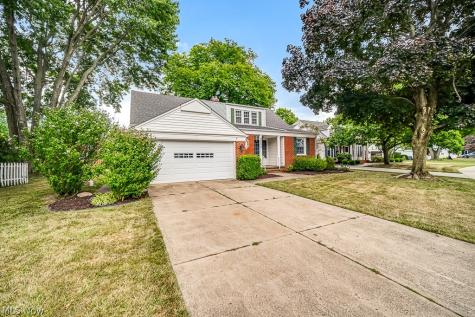 2695 Gibson Drive Rocky River OH 44116