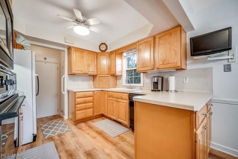 2695 Gibson Drive Rocky River OH 44116