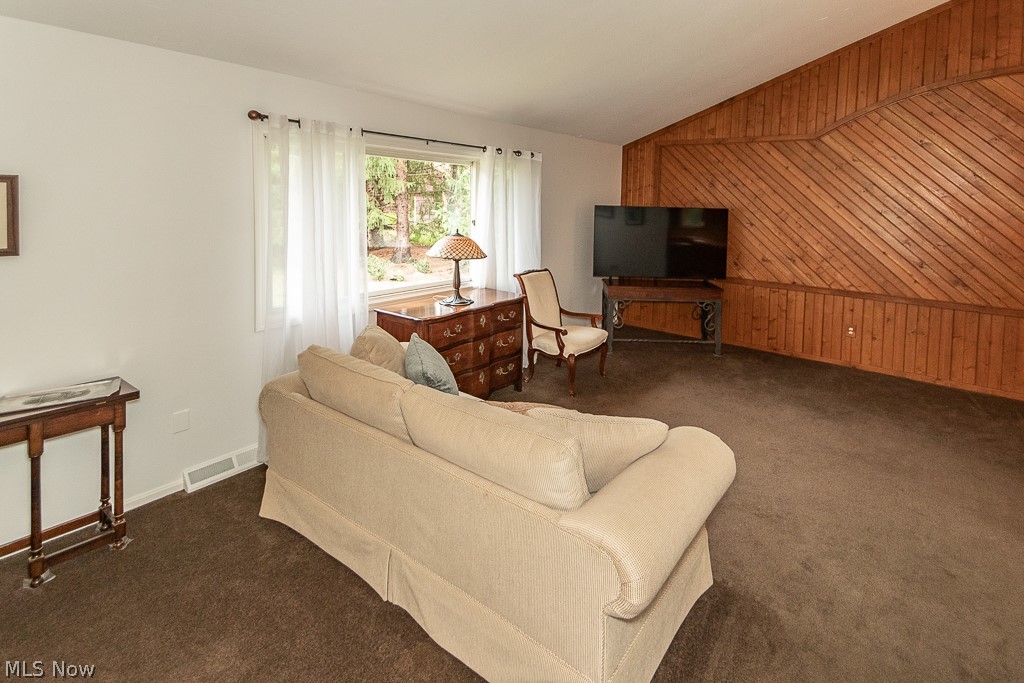 10041 Chardon Road Chardon OH 44024