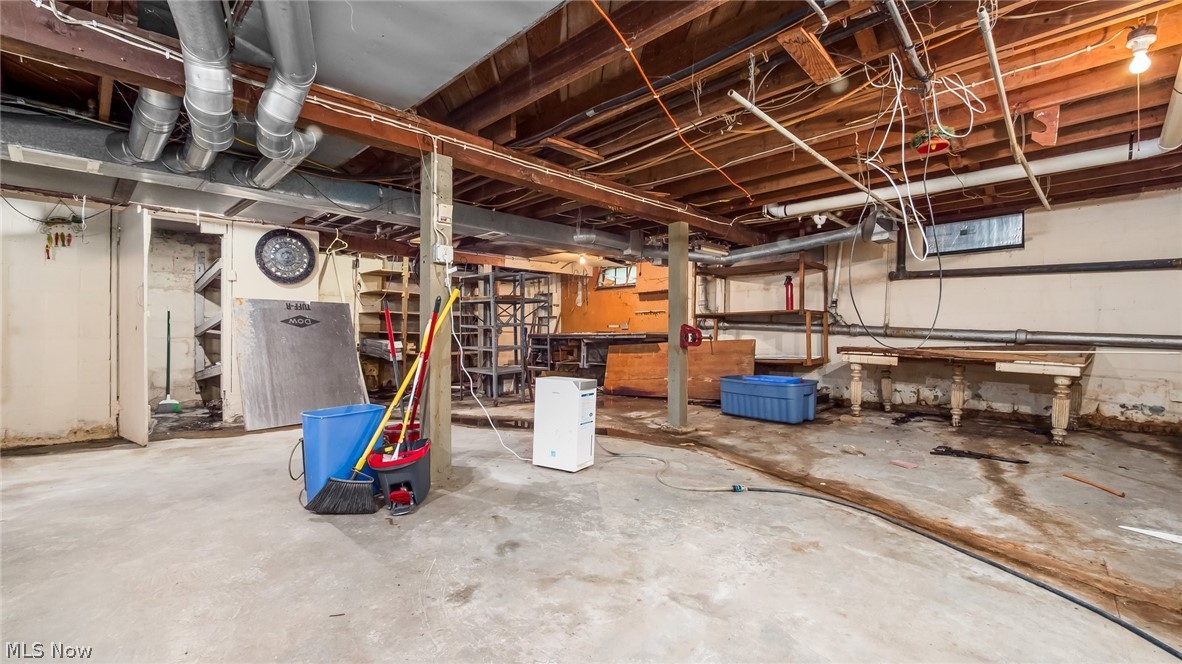 931 Merrick Avenue Zanesville OH 43701