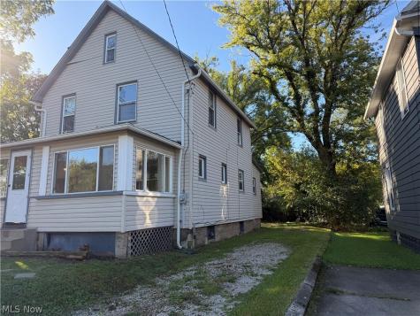 1218 Mcintosh Avenue Akron OH 44314
