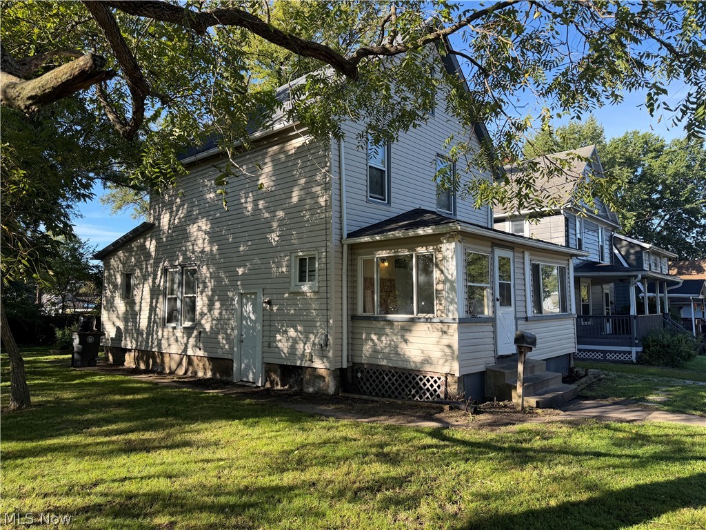 1218 Mcintosh Avenue Akron OH 44314