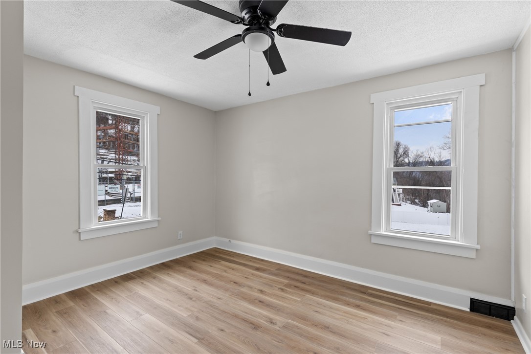 900 N 6th Street Martins Ferry OH 43935