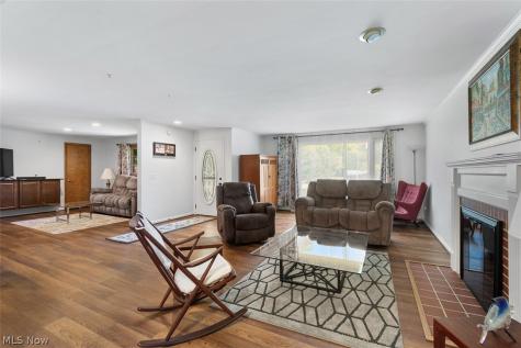 354 47th Street NW Canton OH 44709