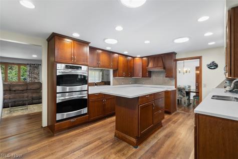 354 47th Street NW Canton OH 44709