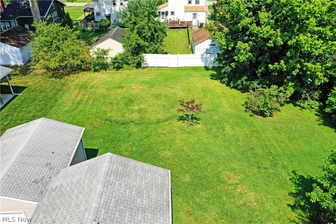 1384 Meadowbrook Avenue SE Warren OH 44484
