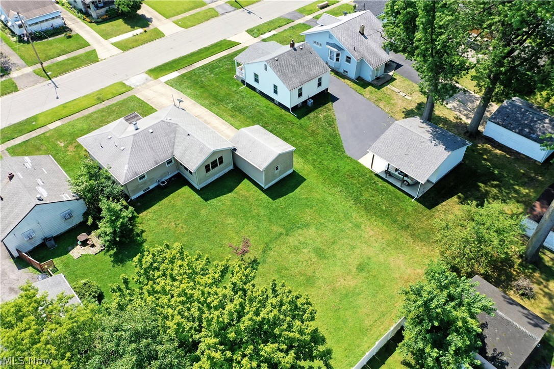 1384 Meadowbrook Avenue SE Warren OH 44484