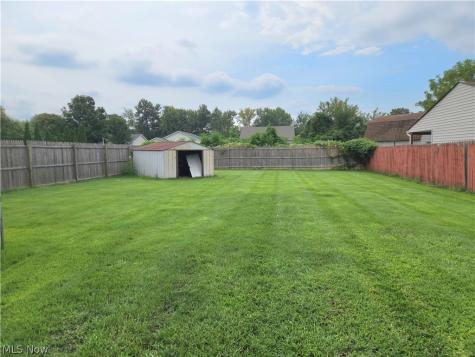 363 Button Avenue Painesville OH 44077