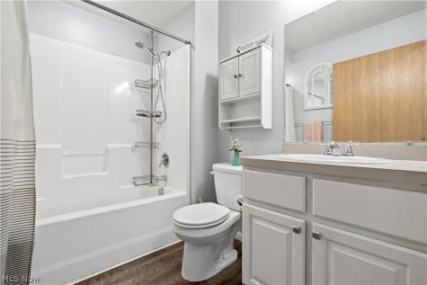 363 Button Avenue Painesville OH 44077
