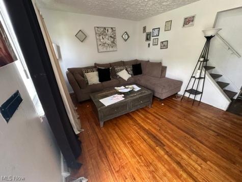 15914 Clearview Avenue Cleveland OH 44128