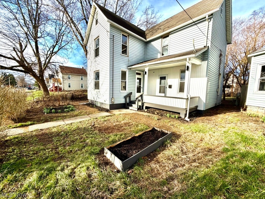 1529 Stark Avenue SW Canton OH 44706