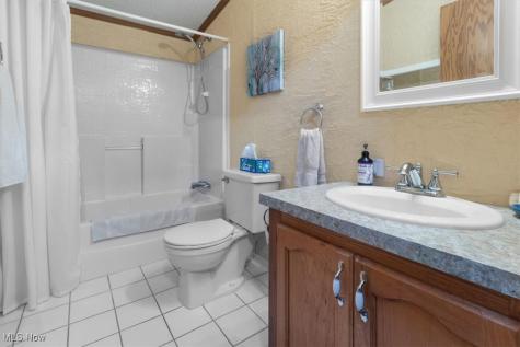 131 Birchbark Drive Elyria OH 44035