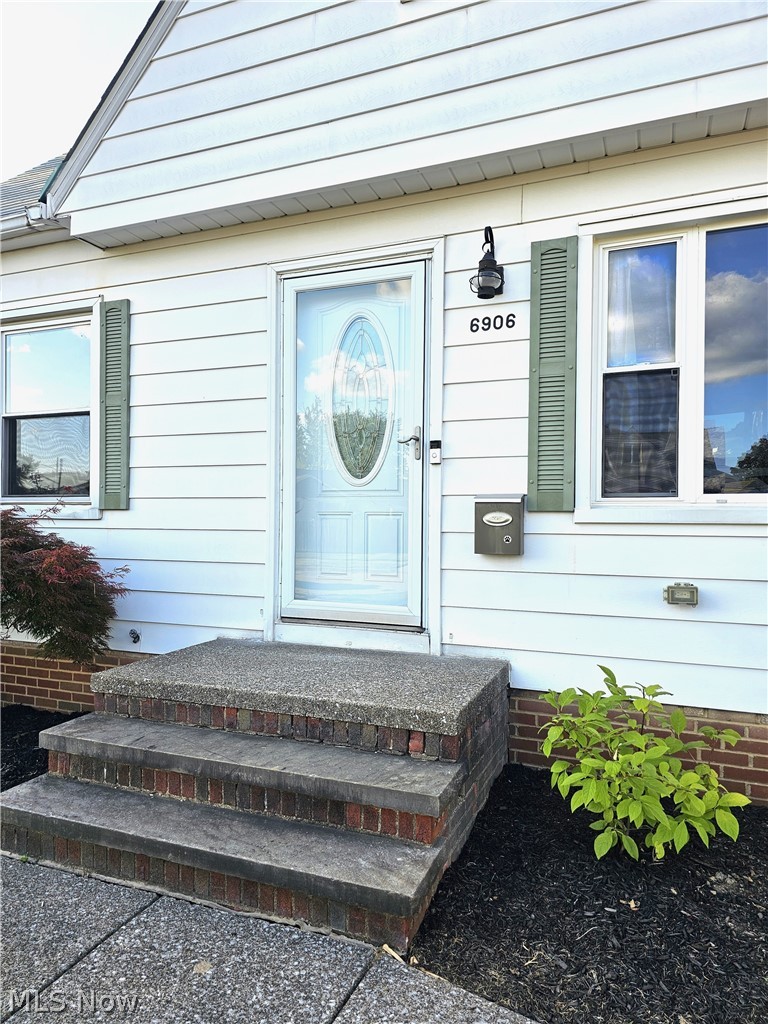 6906 Belmere Drive Parma OH 44129