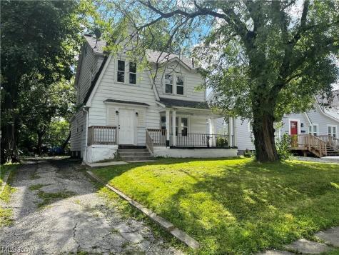 681 Moreley Avenue Akron OH 44320