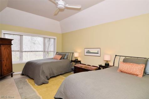 766 Carriage Trail Northfield OH 44067