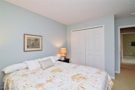 766 Carriage Trail Northfield OH 44067